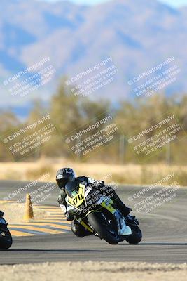 media/Jan-10-2025-CVMA Friday Practice (Fri) [[489e0da257]]/Group 4 and Trackday/Session 5 (Turn 7)/